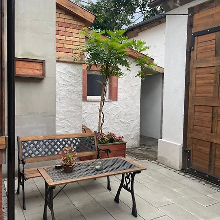Pokoje Do Wynajecia Nowogrodziec Exterior foto